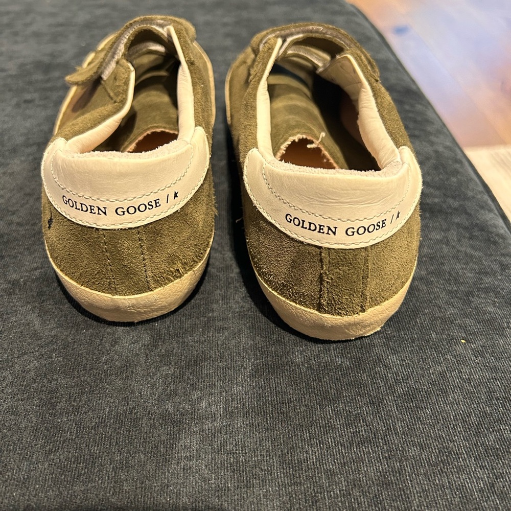Golden Goose